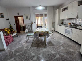 CHIARAVALLE ZONA VIALE VERDI - AGENZIA ROSSANA IMMOBILIARE